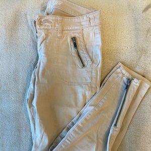 Tan skinny jeans/leggings